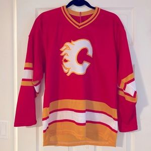 Vintage Calgary Flames Hockey Jersey